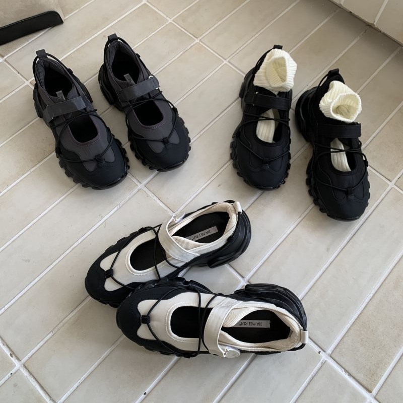 Sneaker Care - Sporty Chunky Platform Mary Jane Shoes