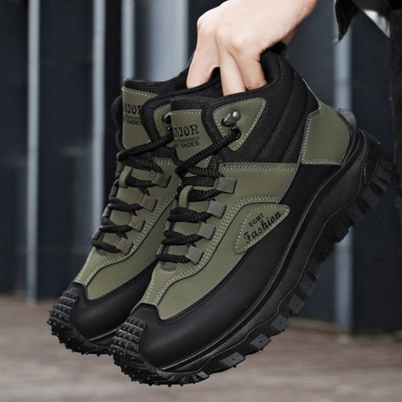 Men'S Black And White Mid Top  - Sneaker Zone recension och pris